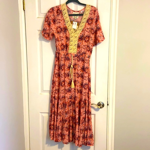 Sunday Mi Amor Opulent Roses Dress - Picture 6 of 7